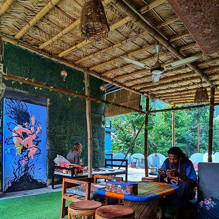 Hobbit House Hostel Rishīkesh Екстериор снимка